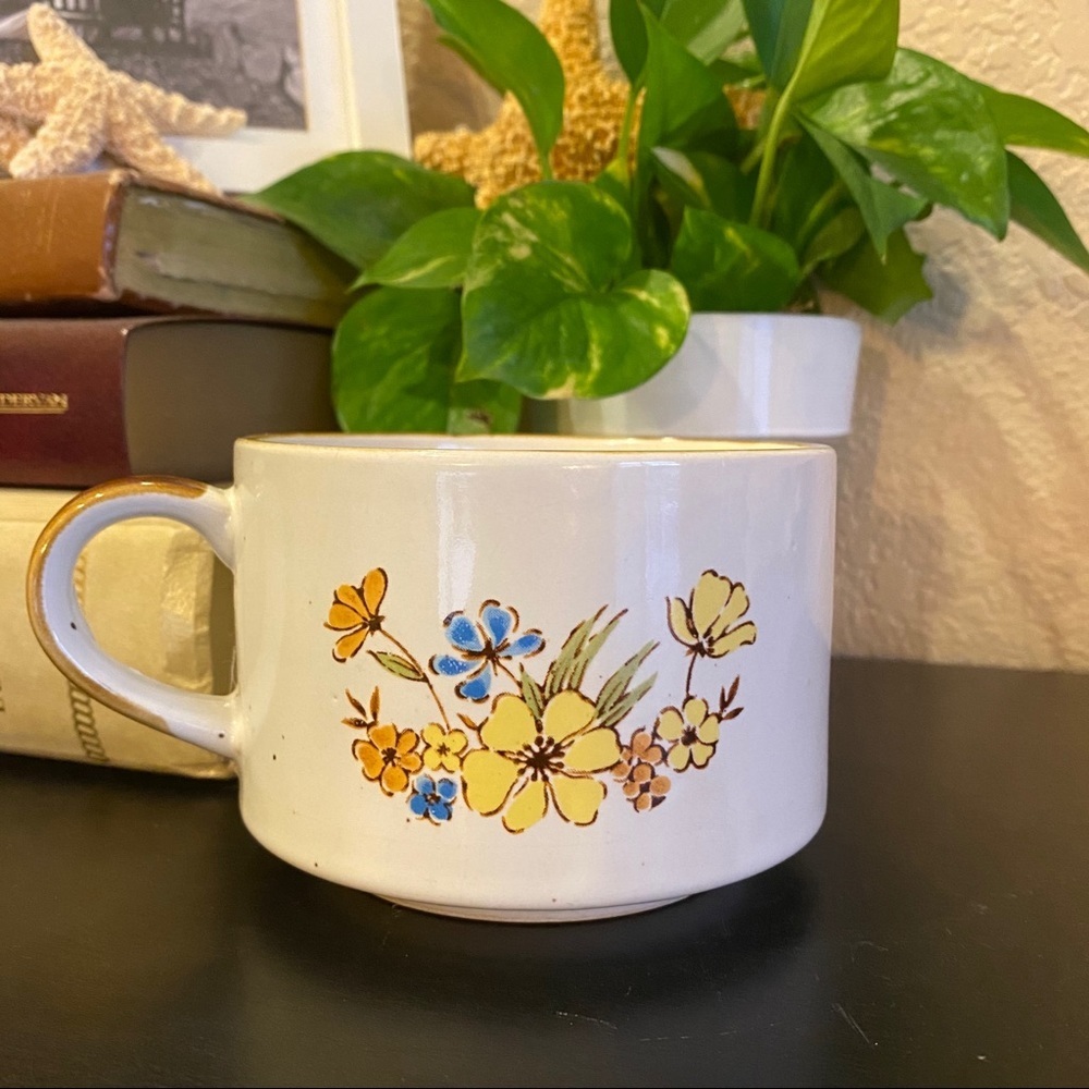 Vintage Floral japan pottery mug